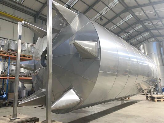 1 x New 50.000L stainless-steel AISI304 vertical storage tank.