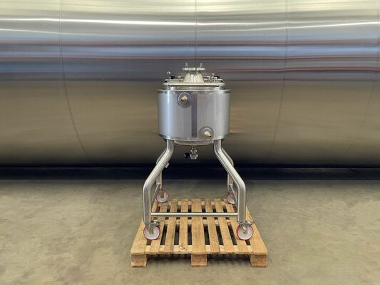 1 x Nieuwe roestvrijstalen verticale mengtank van 150L in AISI316L
