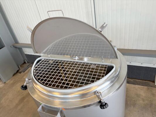 1 x Brand new 500L stainless-steel AISI316L vertical mixing tank.