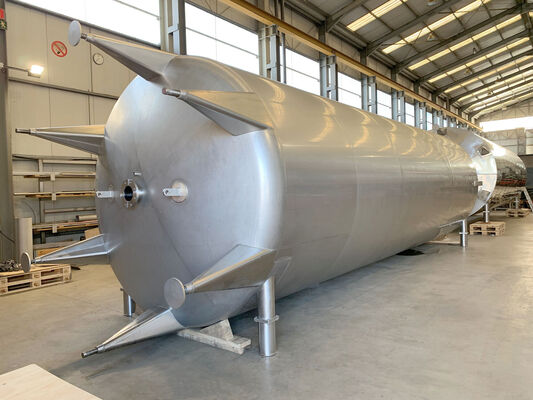 2 x second-hand stainless steel AISI 316 insulated storage tanks with a capacity of 50,000L