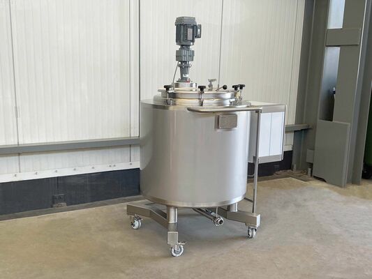 1 x New 300L stainless-steel AISI316L vertical mixing tank.