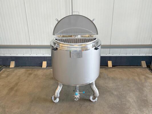 1 x Brand new 500L stainless-steel AISI316L vertical mixing tank.