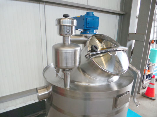 Brouwerij : 1 x 400L bier kookketel; brouwketel; geisoleerd met schouw voor gasdampen; bain-marie
