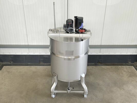 1 x Nieuwe roestvrijstalen verticale mengtank van 650L  in AISI316L