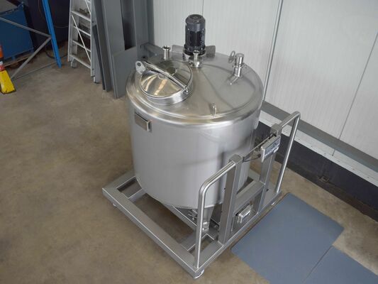1 x Nieuwe roestvrijstalen verticale mengtank van 1000L  in AISI316L