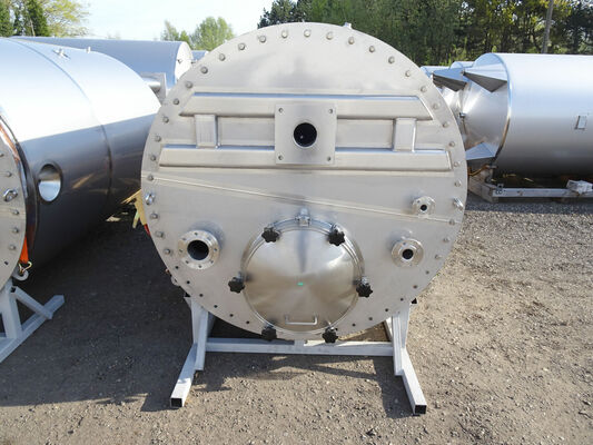6 x Nieuwe roestvrijstalen verticale mengtanks van 4.500L