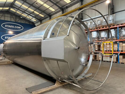 1 x Nouvelle cuve de stockage verticale en acier inoxydable AISI304L de 60.000L
