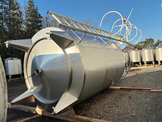 1 x Neuer vertikaler 15.300L Edelstahl AISI316L Lagertank