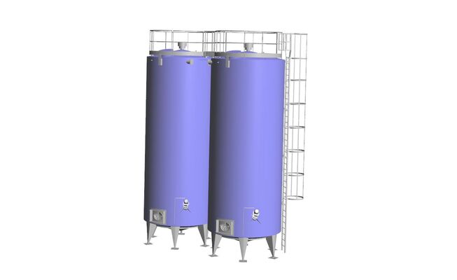 2 x Nieuwe roestvrijstalen geïsoleerde verticale tanks van 50.000L  in AISI316 De tanks zijn voorzien van een roerwerk in de zijkant.