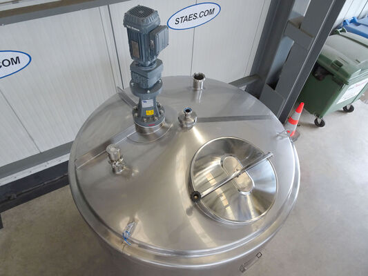 2 x New Stainless Steel AISI 316L Vertical Mixing Tanks of 3,300L.