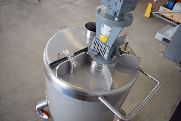 OR171129 - 1 x 200L stainless-steel single skin mixing tank
