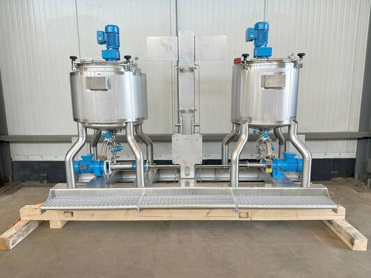 4 x New 150L stainless-steel AISI316L vertical mixing tanks