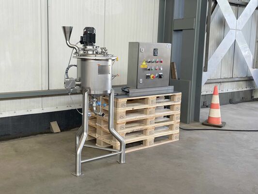 1 x cuve de mélange neuve verticale de 50L en acier inoxydable AISI316L.