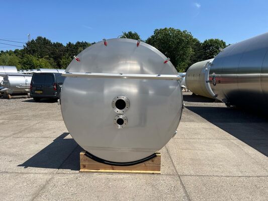 1 x Nouvelle cuve de stockage verticale en acier inoxydable AISI316L de 6.000L