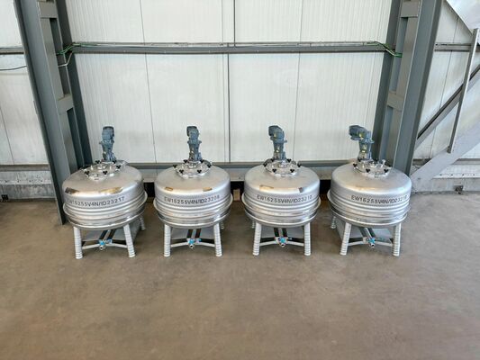 4 x Neuer vertikaler 850L Edelstahl-Mischbehälter aus AISI304L