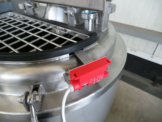 OR160840 - 1 x 100L AISI316; Roestvrijstalen mengtank; geisoleerd; warmtewisselaar & 1 x 120L; AISI304L; mengtank; schraaproerwerk; warmtewisselaar; isolatie