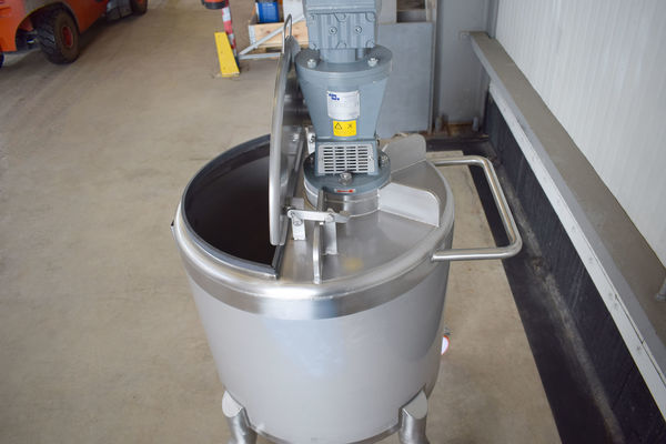 OR171129 - 1 x 200L stainless-steel single skin mixing tank