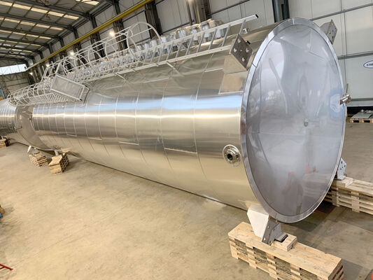 2 x New Stainless Steel AISI 304L vertical insulated tanks of 105,000L.