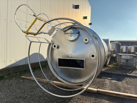 1 x Neuer vertikaler 15.300L Edelstahl AISI316L Lagertank