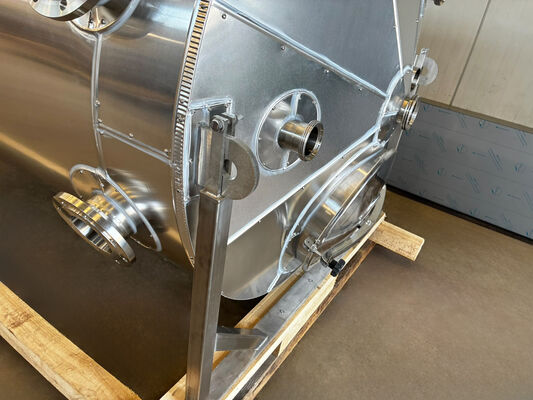 1 x Nieuwe 3.200 L geïsoleerde opslagtank in RVS AISI 316L
