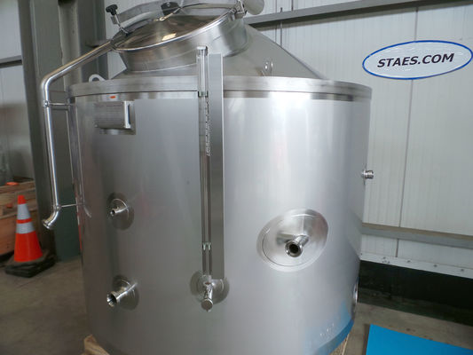 1 x 1.5m³ bier kookketel; brouwketel; geisoleerd met schouw voor gasdampen