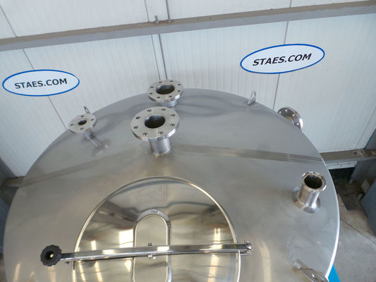 1 x 3.300L AISI304L enkelwandige verticale roestvrijstalen opslagtank