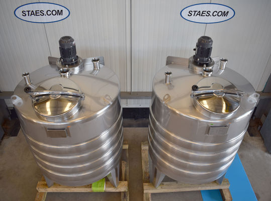 OR171300: 2 x 1.500L stainless steel AISI316L mixing tanks with heat-exchanger and propeller agitator