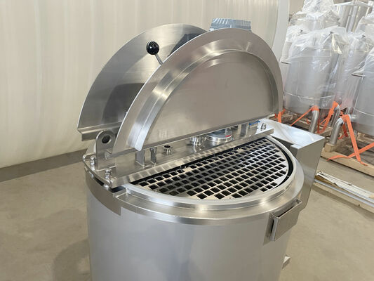 1 x New 500L stainless-steel AISI316L vertical mixing tank.