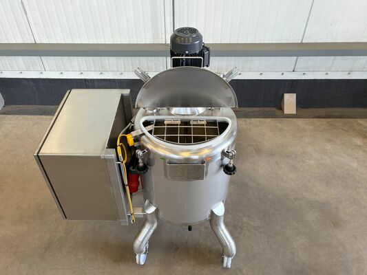 1 x Brand new 100L stainless-steel AISI316L vertical mixing tank.