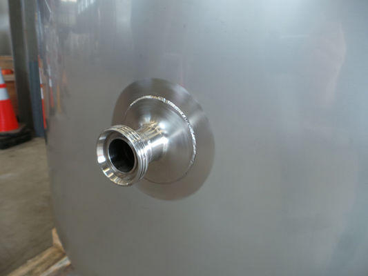 1 x 1.5m³ bier kookketel; brouwketel; geisoleerd met schouw voor gasdampen