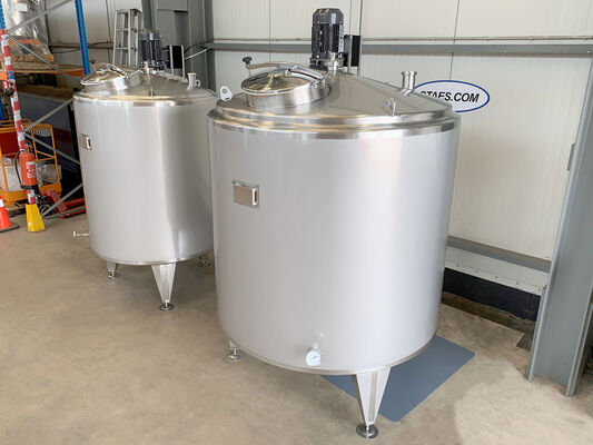 2 x Nouvelles cuves de stockage verticales en acier inoxydable AISI 316L de 2.000L et 3.300L.