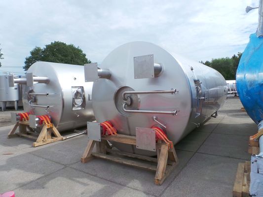 2 x 26,2m³: AISI304 BBT helder bier tanks; 2.5 bar PED CE TüV; 10% Rx