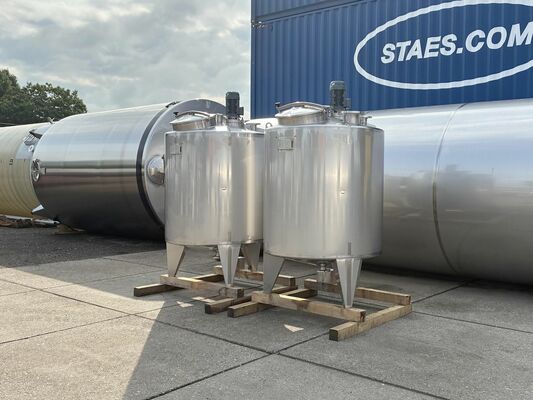 2 x New 1.760L stainless-steel AISI316L vertical mixing tanks.