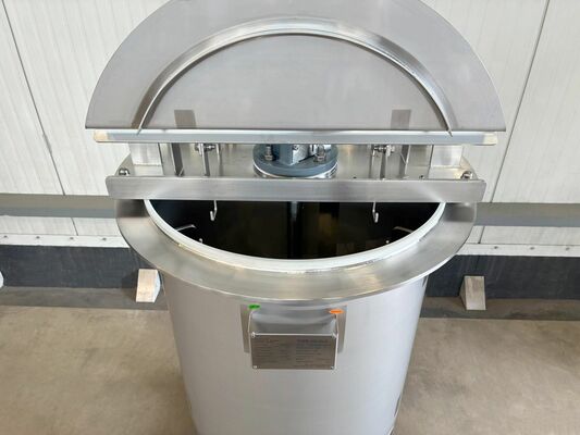 1 x New 300L stainless-steel AISI316L vertical mixing tank.