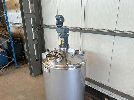 1 x Neuer vertikaler 1.330L Edelstahl-Mischbehälter aus AISI316L