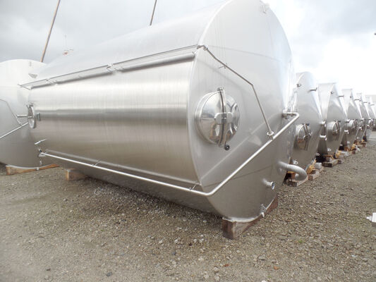 5 x 32.000L stainless-steel AISI 316 vertical single-walled storage tanks with an agitator in the side