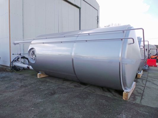 OR150994: 2 x 30m³ AISI304; geïsoleerde opslagtank; warmtewisselaar; verticaal