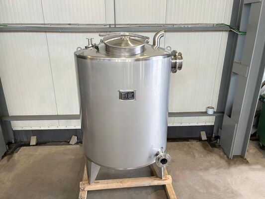 1 x Neuer vertikaler 2.500L Edelstahl AISI316L Lagertank