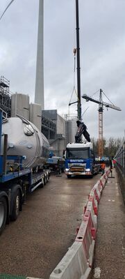 2 x neue vertikale Lagertanks aus Edelstahl mit einem von 30.400L aus AISI316L